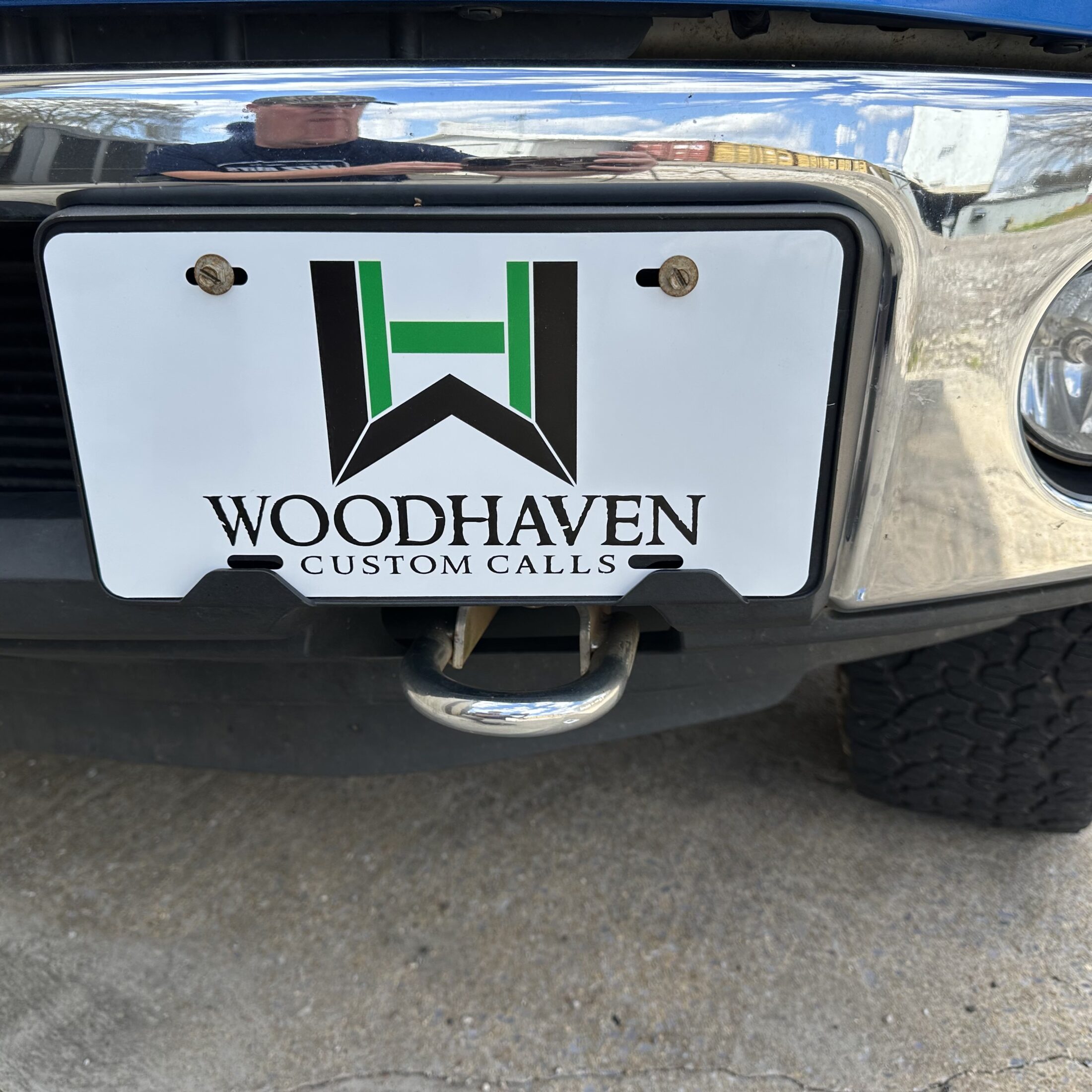 White License Plate W/Logo